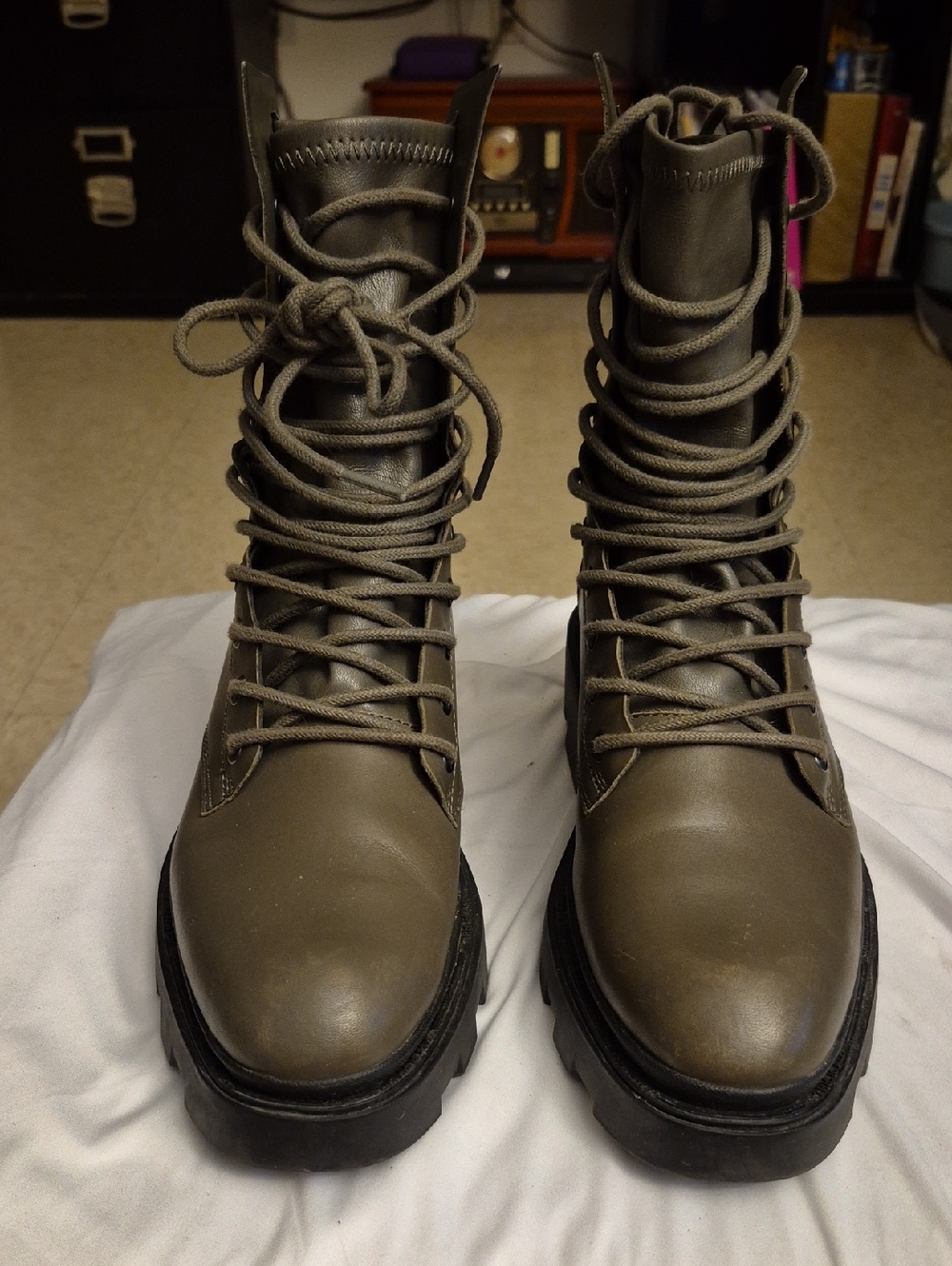 Women's Olive Lace-Up Aviator Boots